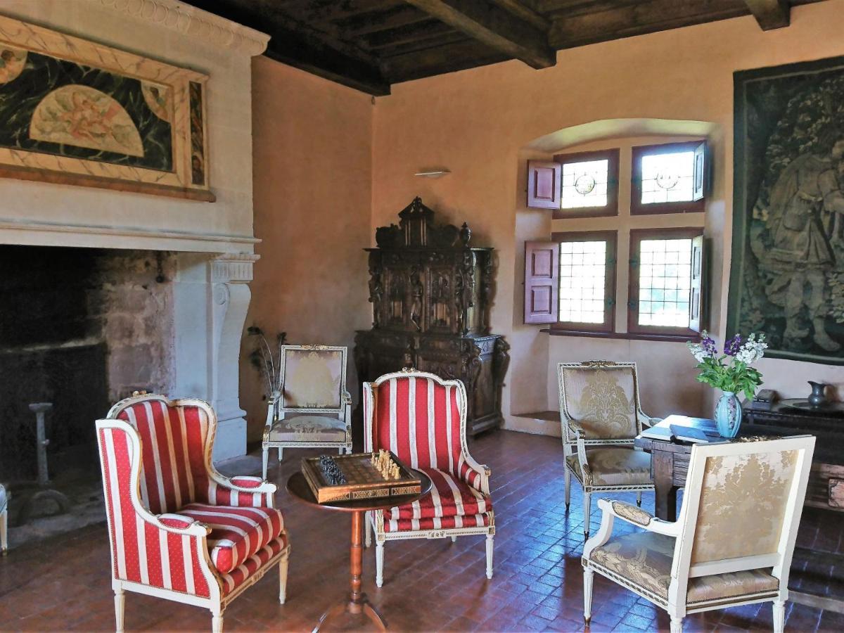 Chateau La Servayrie - Chambre D'Hotes Marcillac-Vallon 外观 照片