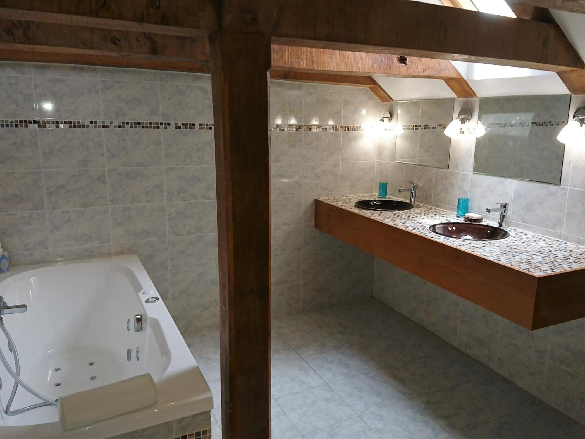 Chateau La Servayrie - Chambre D'Hotes Marcillac-Vallon 客房 照片