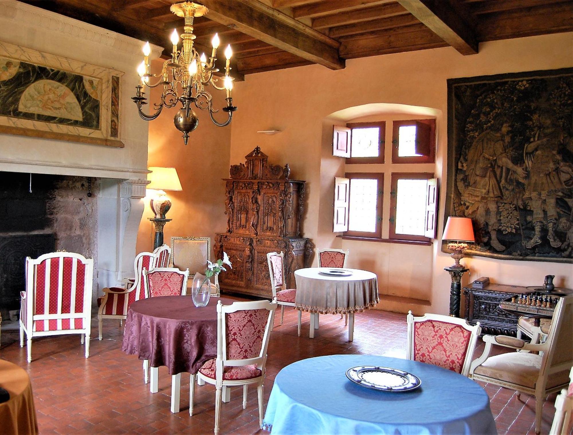 Chateau La Servayrie - Chambre D'Hotes Marcillac-Vallon 外观 照片